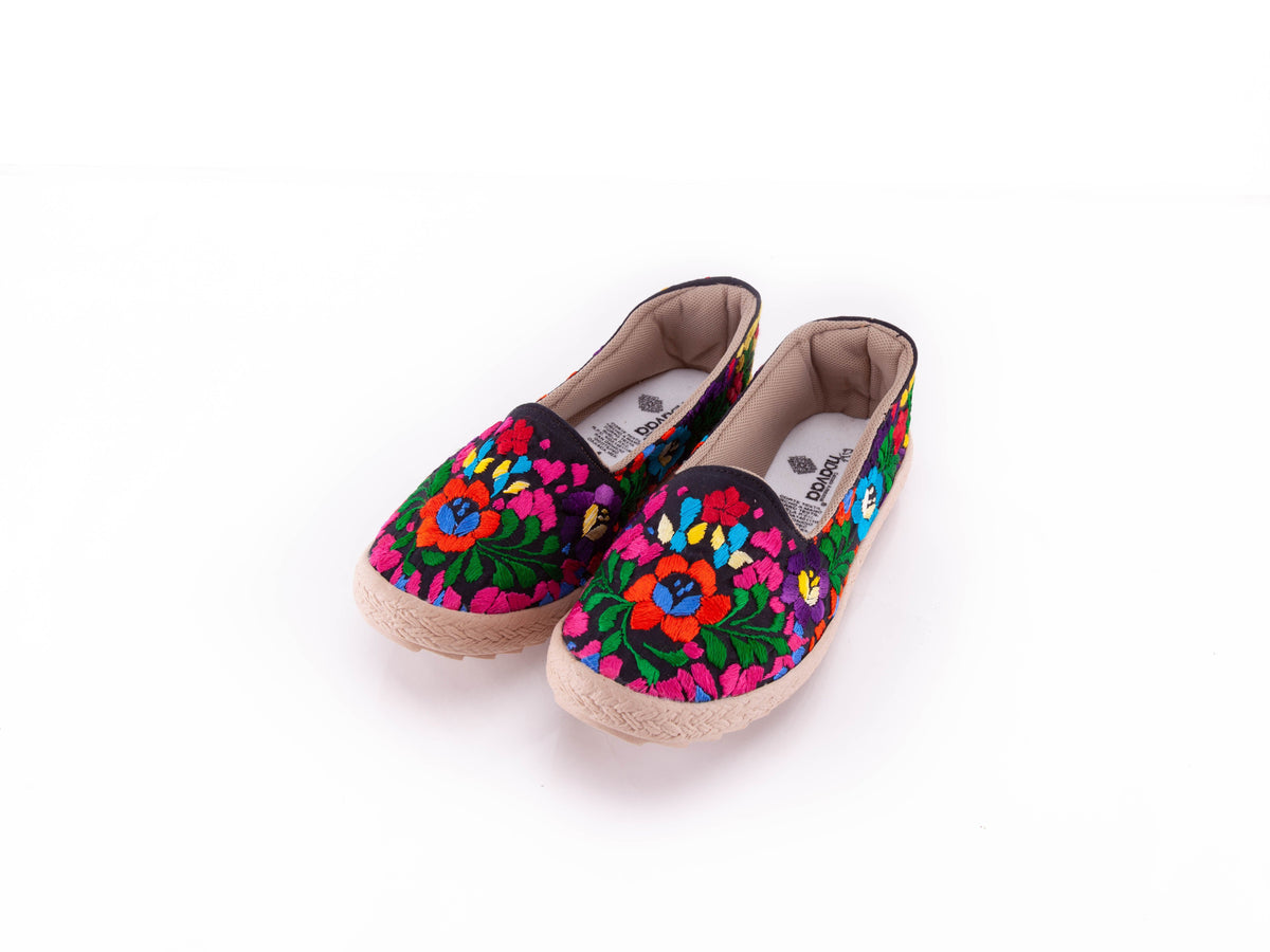 Balerina Bordada San Antonino (Negro/Multicolor) – DAVA